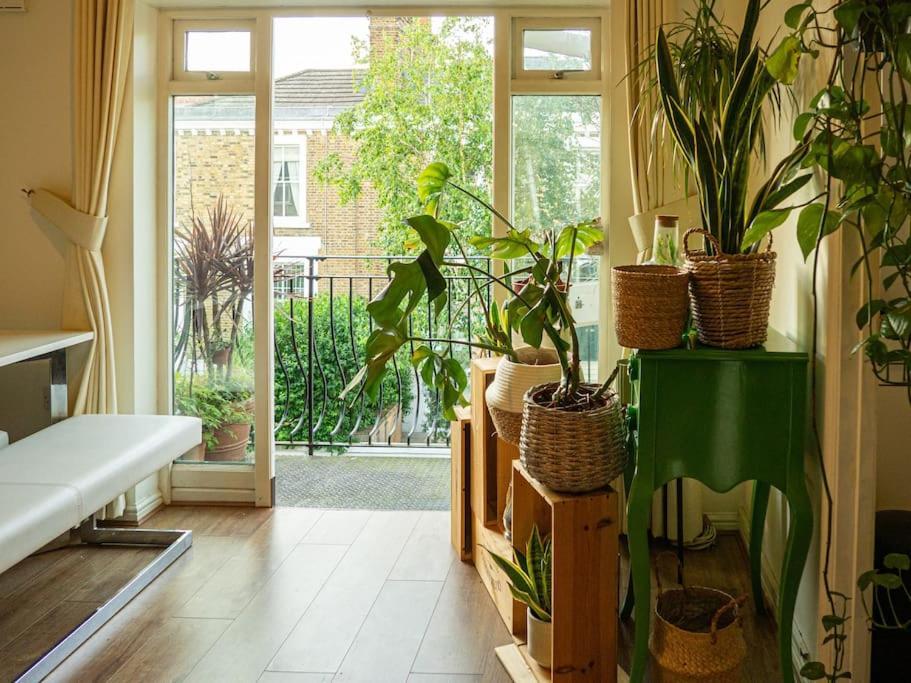 Appartement Adorable Hackney Flat With Balcony Londen